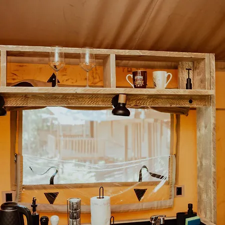 Οργανωμένο κάμπινγκ Glamping Boraglamp - Boracko Jezero Konjic